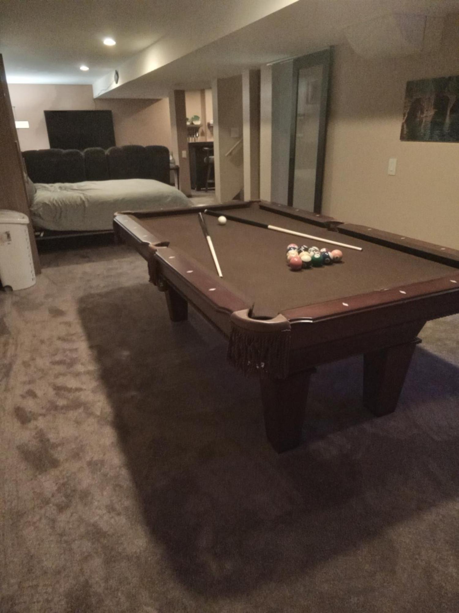 Apartment Super With Sauna, Pool Table And Arcade Game *